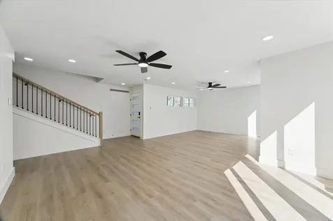 212 N Forrest Avenue La Porte TX 77571