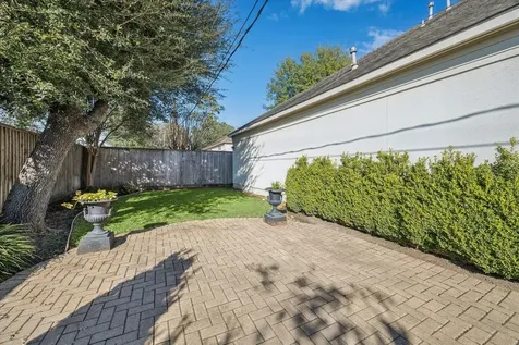 110 Big Hollow Lane Houston TX 77042