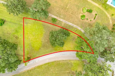 2268 Sunset Oaks Drive West Columbia TX 77486