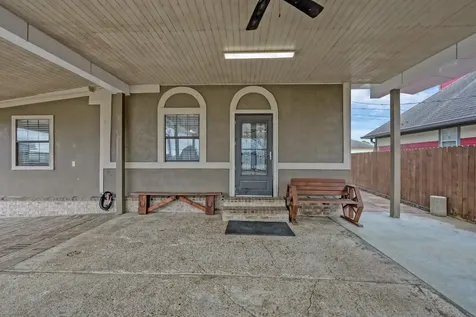 19096 County Road 669f Alvin TX 77511