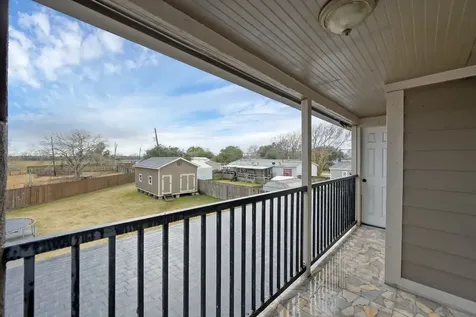 19096 County Road 669f Alvin TX 77511
