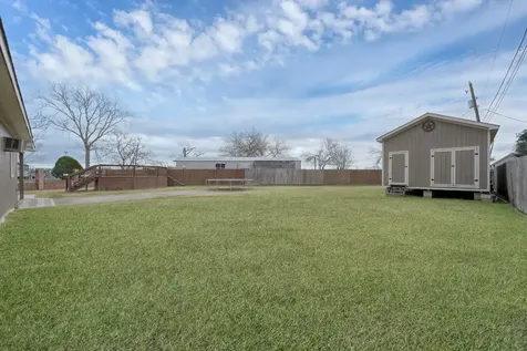 19096 County Road 669f Alvin TX 77511