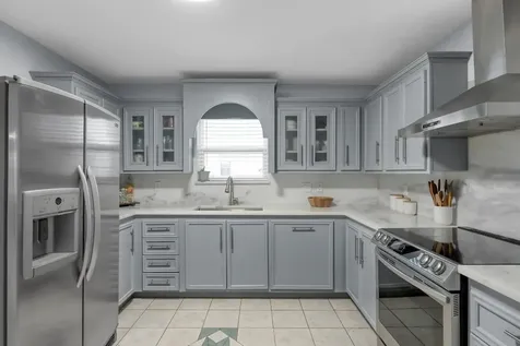 19096 County Road 669f Alvin TX 77511
