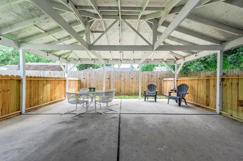 709 E Gulf Street Baytown TX 77520