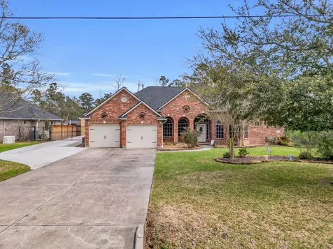 32510 Riverwood Drive Magnolia TX 77354