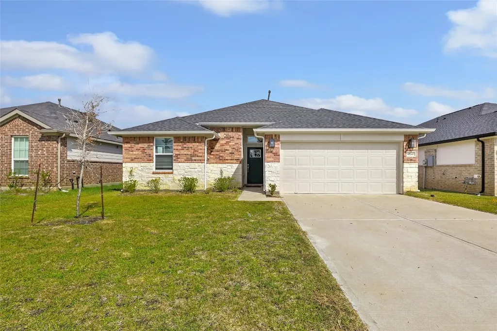 10240 Cabo Del Sol Drive Cleveland TX 77327