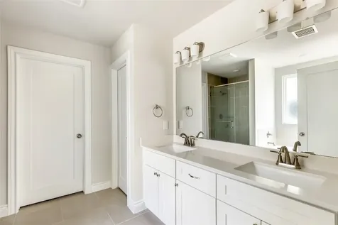 10240 Cabo Del Sol Drive Cleveland TX 77327