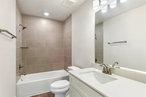 10240 Cabo Del Sol Drive Cleveland TX 77327