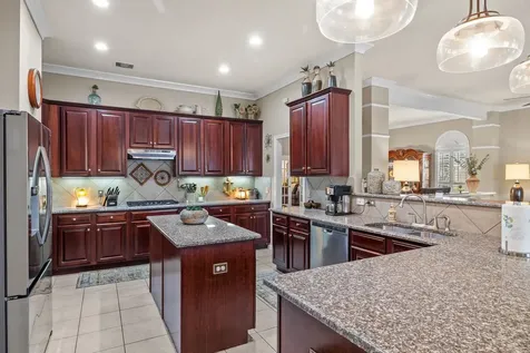 312 Torrey Court League City TX 77573