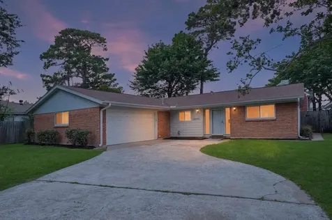 10010 Westview Drive Houston TX 77055