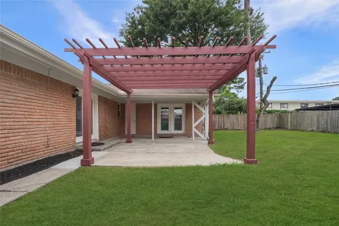 10010 Westview Drive Houston TX 77055