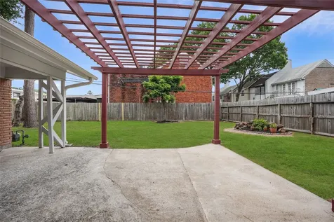 10010 Westview Drive Houston TX 77055