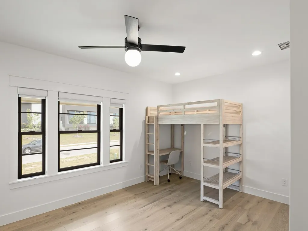 202 Lodestone Cove Austin TX 78738