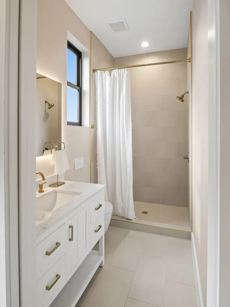 202 Lodestone Cove Austin TX 78738