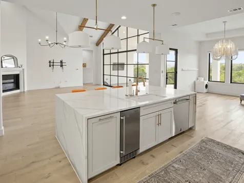 202 Lodestone Cove Austin TX 78738