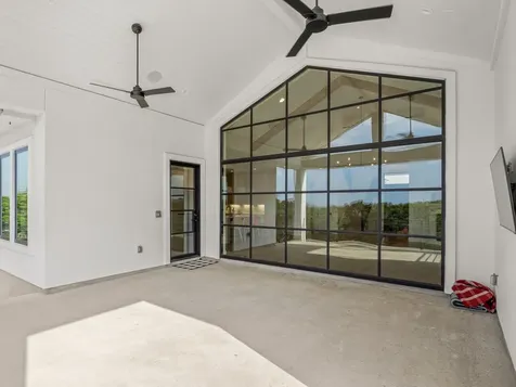 202 Lodestone Cove Austin TX 78738