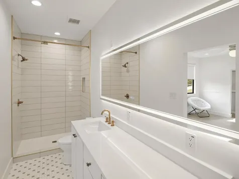 202 Lodestone Cove Austin TX 78738