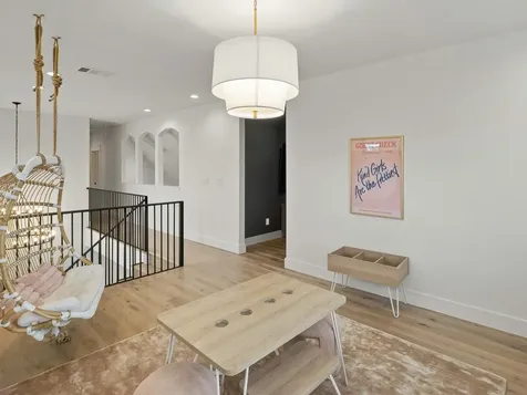 202 Lodestone Cove Austin TX 78738