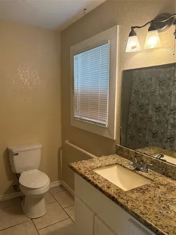 1622 W 9th Street Freeport TX 77541