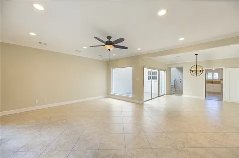 1616 S Gessner Road Houston TX 77063