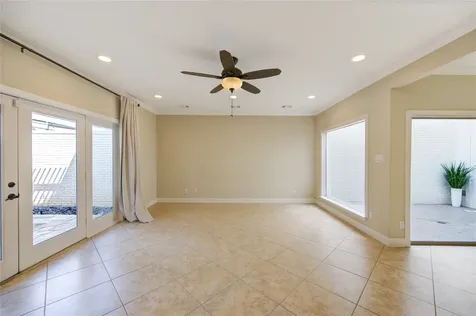 1616 S Gessner Road Houston TX 77063
