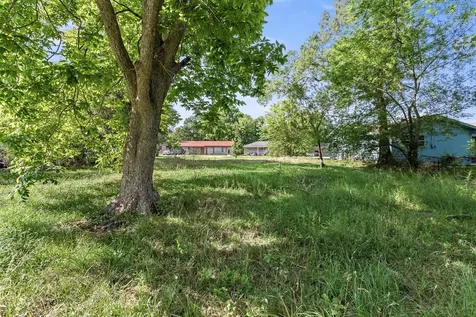 9195 Mclean Street Beaumont TX 77707