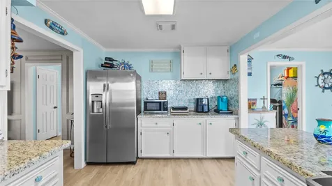 1210 Island Drive Dickinson TX 77539