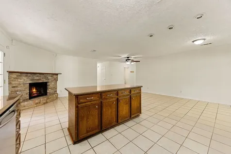 113 Hillendale Drive Livingston TX 77351