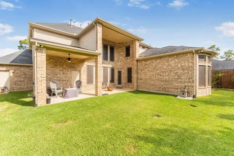 1026 Pleasant Pines Lane Pinehurst TX 77362
