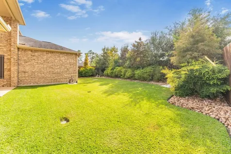 1026 Pleasant Pines Lane Pinehurst TX 77362