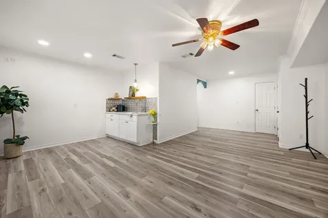 3114 Bay Oaks Harbor Drive Baytown TX 77523