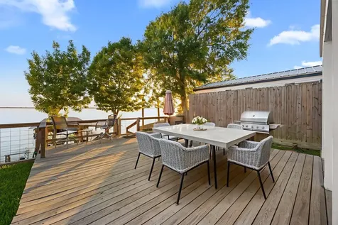 3114 Bay Oaks Harbor Drive Baytown TX 77523