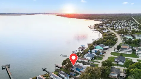 3114 Bay Oaks Harbor Drive Baytown TX 77523