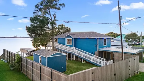 3114 Bay Oaks Harbor Drive Baytown TX 77523