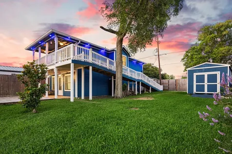 3114 Bay Oaks Harbor Drive Baytown TX 77523