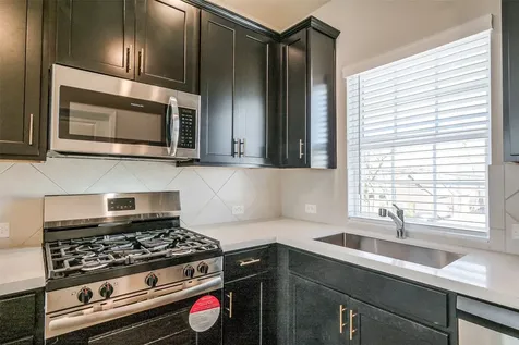 6502 New York Street Houston TX 77021