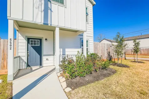 6502 New York Street Houston TX 77021