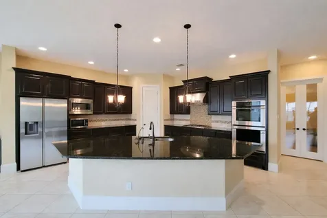 7711 Reseda Street Sugar Land TX 77479