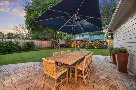 1514 Cheshire Lane Houston TX 77018