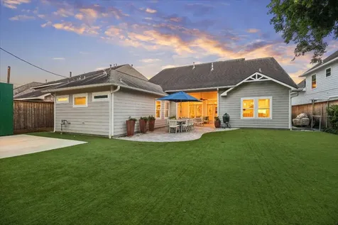 1514 Cheshire Lane Houston TX 77018