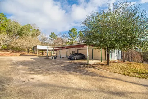 208 Gardenia Street Onalaska TX 77360