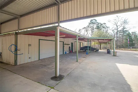 208 Gardenia Street Onalaska TX 77360