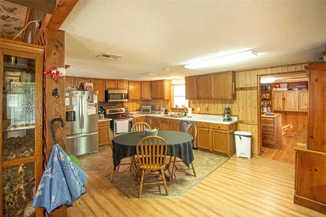 208 Gardenia Street Onalaska TX 77360