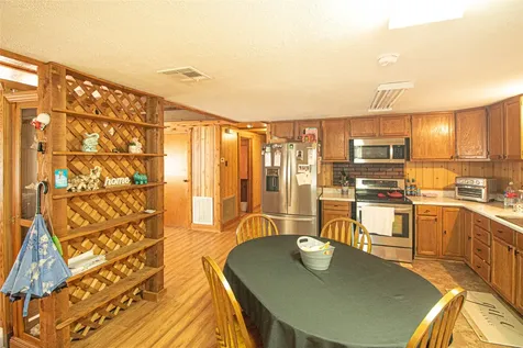 208 Gardenia Street Onalaska TX 77360