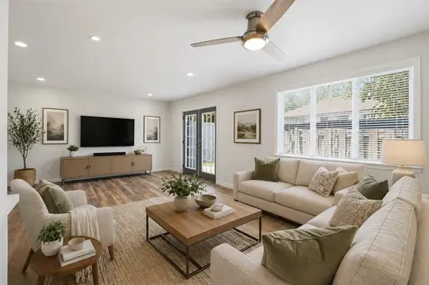 2220 Shadowdale Drive 350 Houston TX 77043