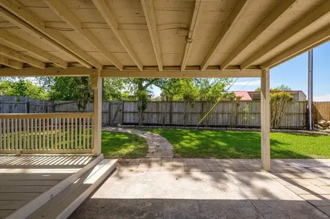 2507 Kings Chapel Road Friendswood TX 77546