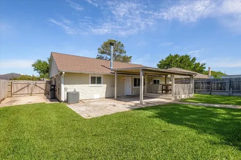 2507 Kings Chapel Road Friendswood TX 77546