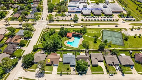2507 Kings Chapel Road Friendswood TX 77546