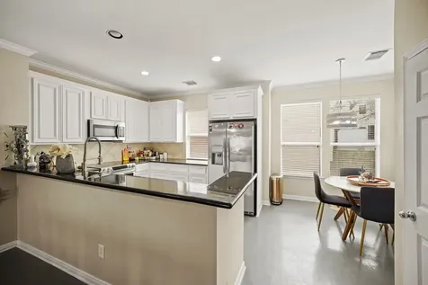 2605 W Dallas Street Houston TX 77019