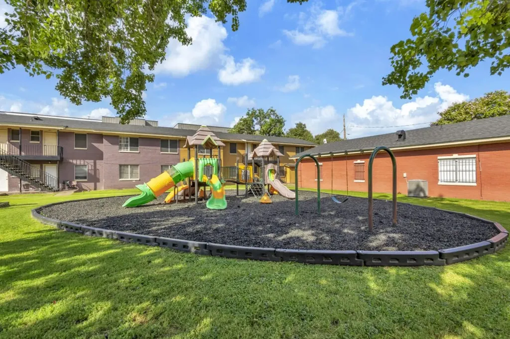 1137 Gunter Street 202 Austin TX 78721